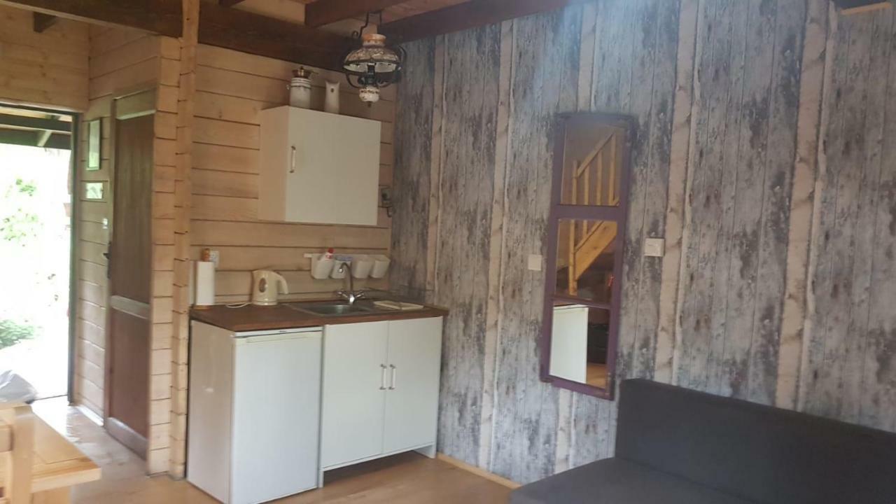 Chata Starych Znajomych Sanok Exterior foto